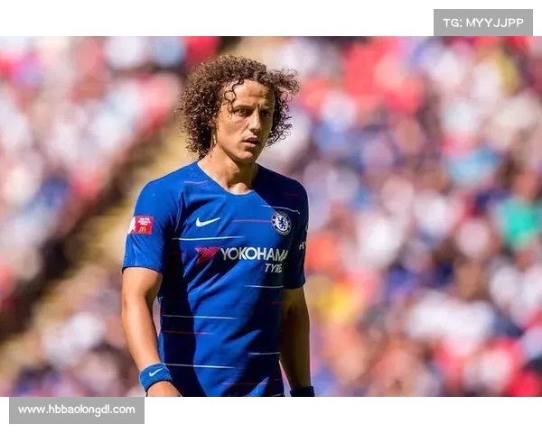 从哲学思维到球场智慧探析大卫路易斯的多重战术角色与影响 从哲学思维到球场智慧探析大卫路易斯的多重战术角色与影响